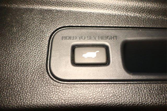 Photo of 2025 Black Acura MDX