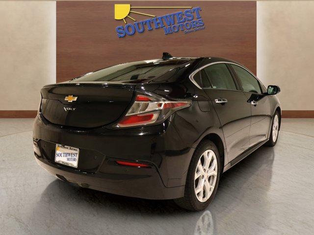 Photo of 2018 Mosaic Black Metallic Chevrolet Volt