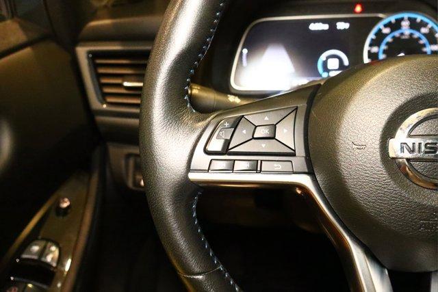 Photo of 2022 Gun Metallic Nissan Leaf