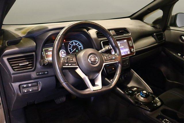 Photo of 2022 Gun Metallic Nissan Leaf
