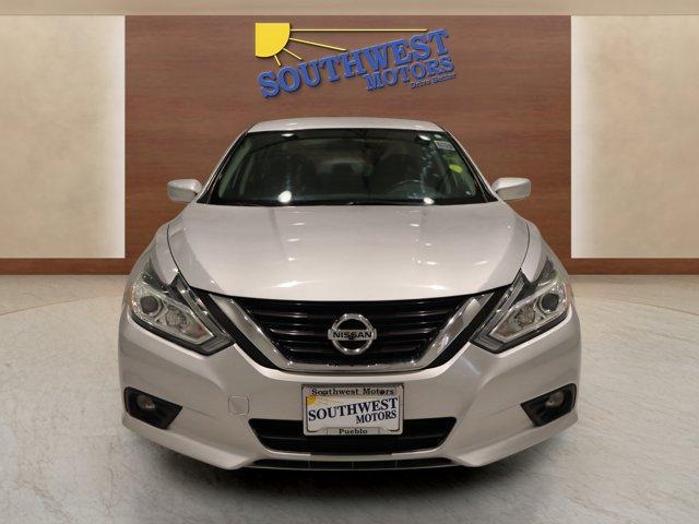 Photo of 2017 Brilliant Silver Nissan Altima