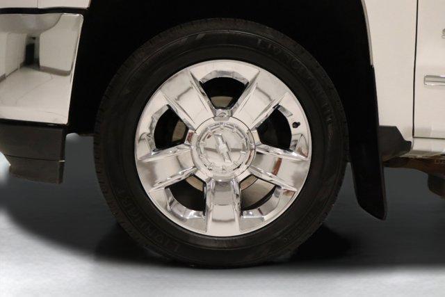 Photo of 2018 Iridescent Pearl Tricoat Chevrolet Silverado 1500