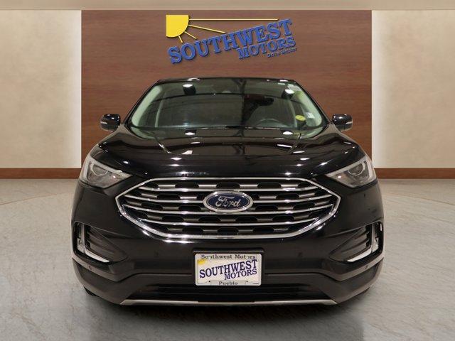 Photo of 2024 Black Ford Edge