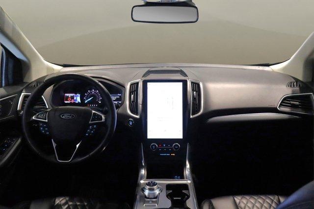 Photo of 2024 Black Ford Edge