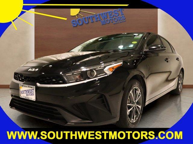Photo of 2023 Aurora Black Kia Forte