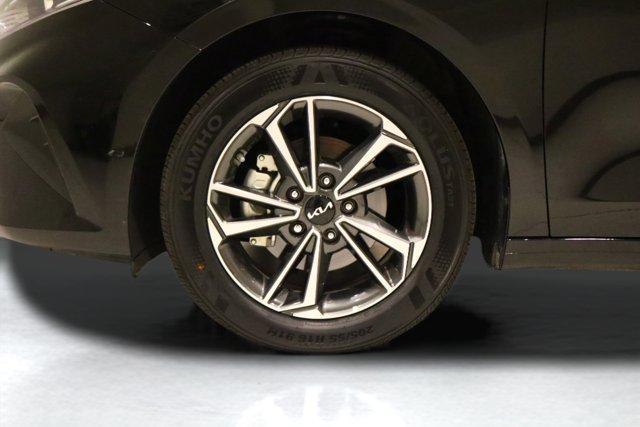 Photo of 2023 Aurora Black Kia Forte