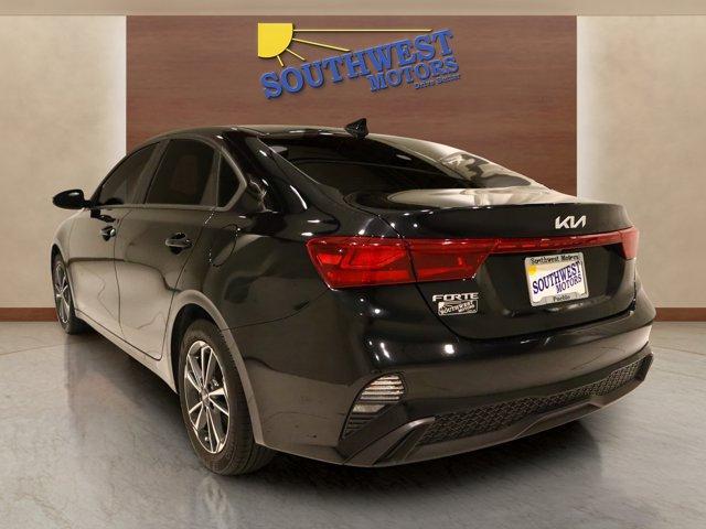 Photo of 2023 Aurora Black Kia Forte