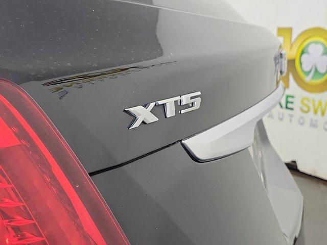 Photo of 2019 Stellar Black Metallic Cadillac XT5
