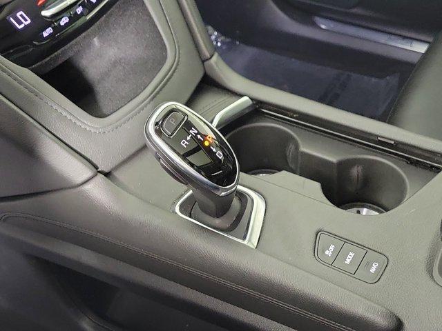 Photo of 2019 Stellar Black Metallic Cadillac XT5