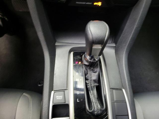 Photo of 2017 Gray Honda Civic