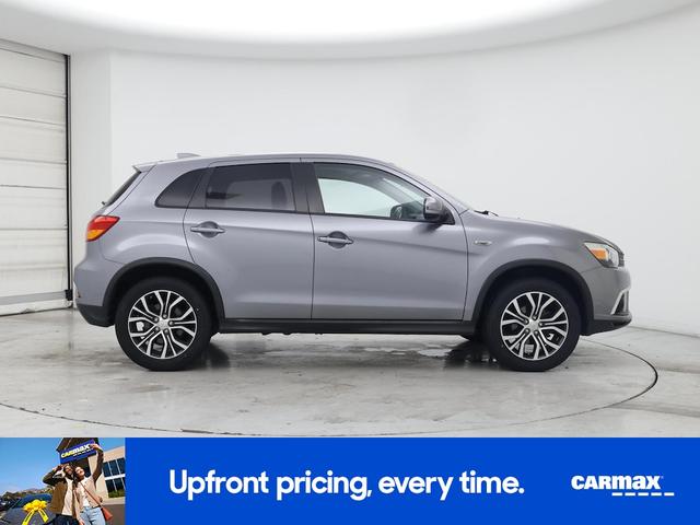 Photo of 2018 Gray Mitsubishi Outlander Sport