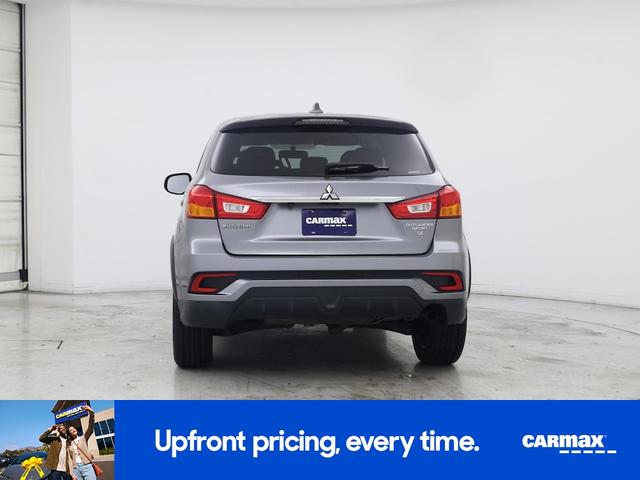 Photo of 2018 Gray Mitsubishi Outlander Sport