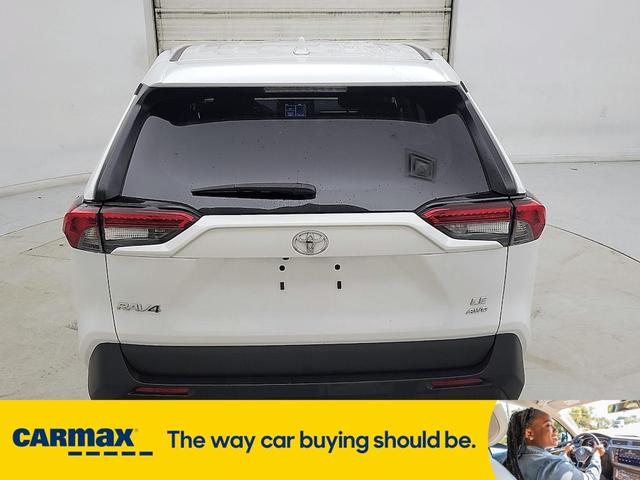 Photo of 2022 White Toyota RAV4