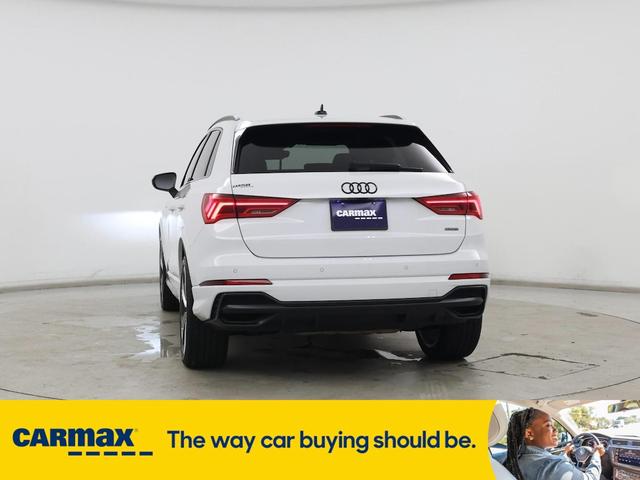 Photo of 2022 White Audi Q3