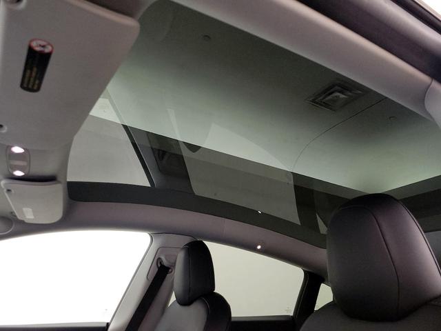 Photo of 2021 Blue Tesla Model Y