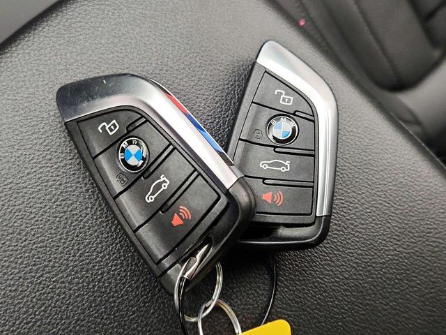 Photo of 2023 Red BMW X3