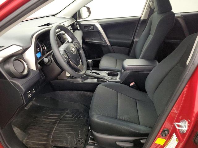 Photo of 2016 Red Toyota RAV4