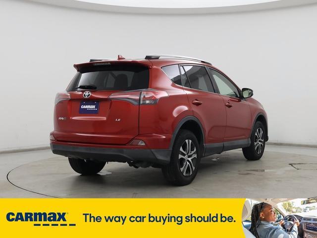 Photo of 2016 Red Toyota RAV4