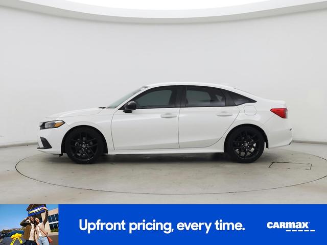 Photo of 2024 White Honda Civic