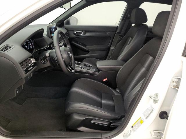 Photo of 2024 White Honda Civic