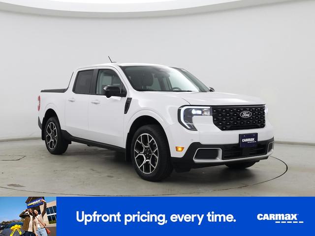 Photo of 2025 White Ford Maverick