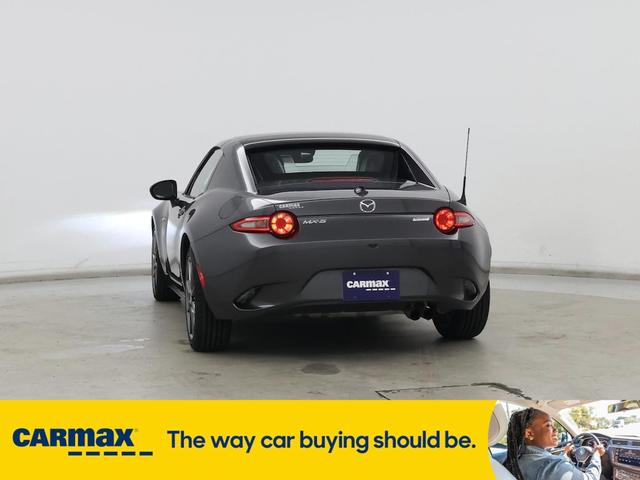 Photo of 2019 Gray Mazda MX-5 Miata