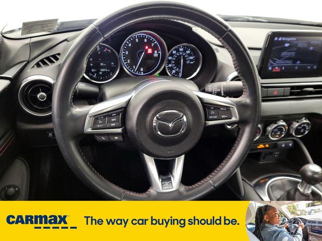 Photo of 2019 Gray Mazda MX-5 Miata