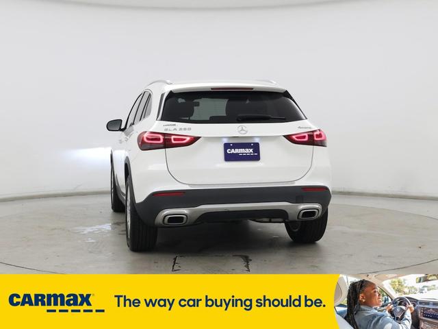 Photo of 2021 White Mercedes-Benz GLA 250