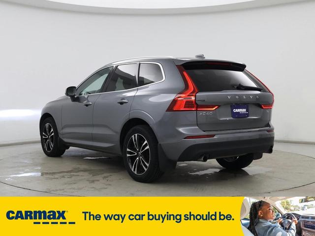 Photo of 2020 Gray Volvo XC60