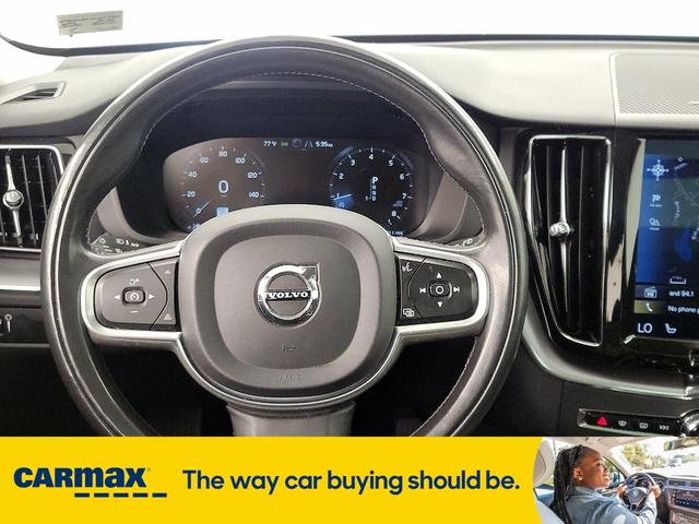Photo of 2020 Gray Volvo XC60