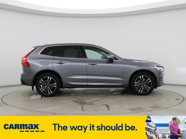 Photo of 2020 Gray Volvo XC60