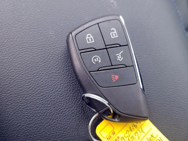 Photo of 2024 White Chevrolet Blazer EV