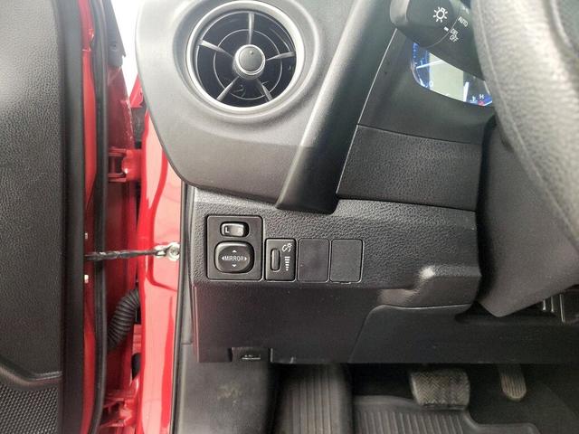 Photo of 2017 Red Toyota Corolla