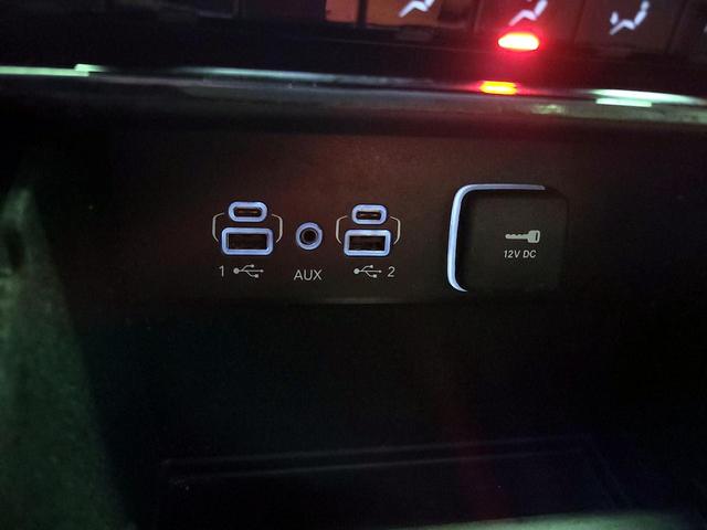 Photo of 2022 Gray Jeep Grand Cherokee