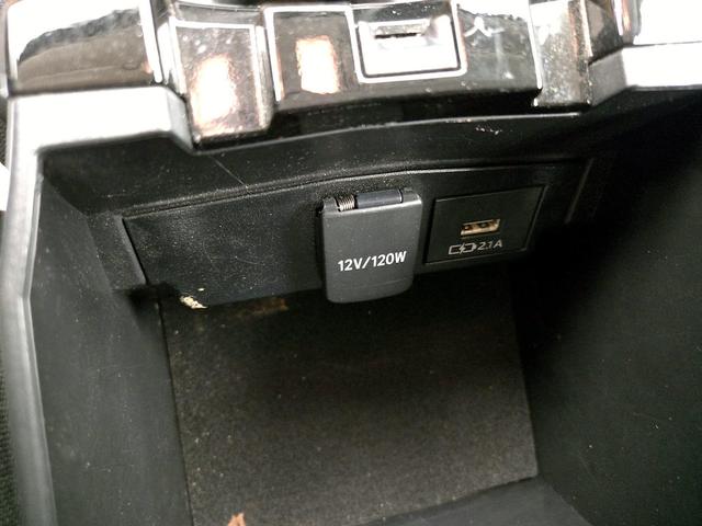 Photo of 2020 Silver Toyota Corolla