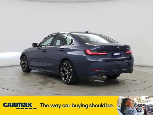 Photo of 2025 Blue BMW 330