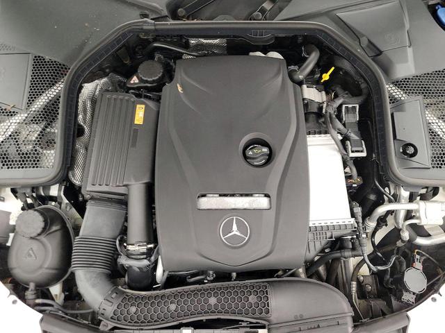 Photo of 2017 White Mercedes-Benz C-Class