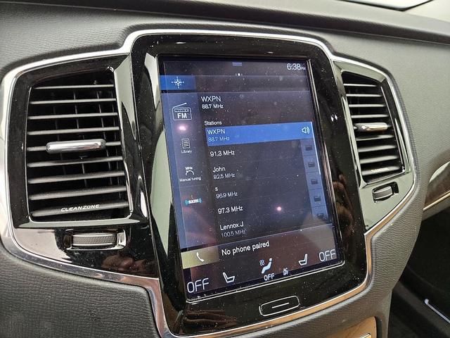 Photo of 2016 Black Volvo XC90