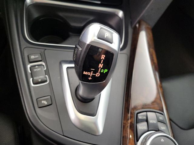 Photo of 2015 Black BMW 328