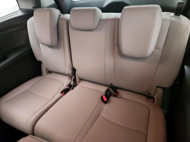 Photo of 2018 Gray Honda Odyssey