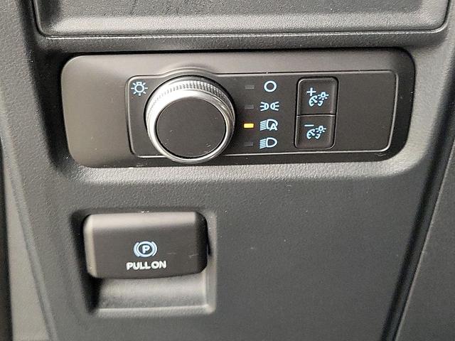 Photo of 2022 Black Ford Expedition