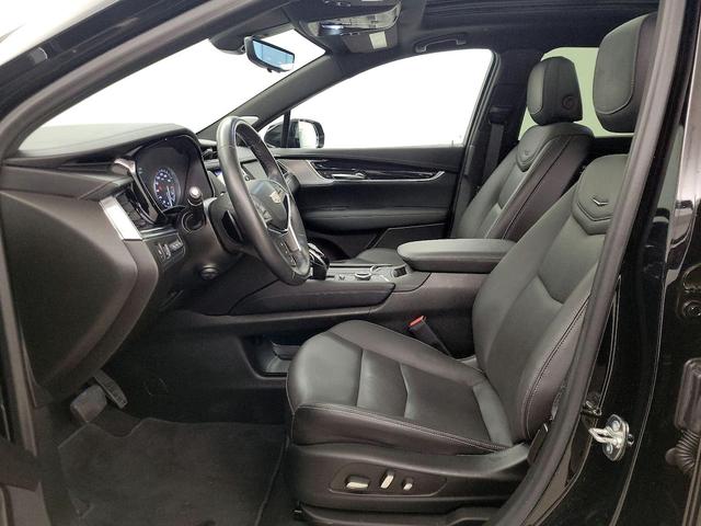 Photo of 2024 Black Cadillac XT5