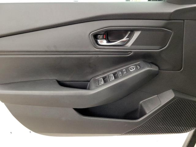Photo of 2023 White Honda Accord