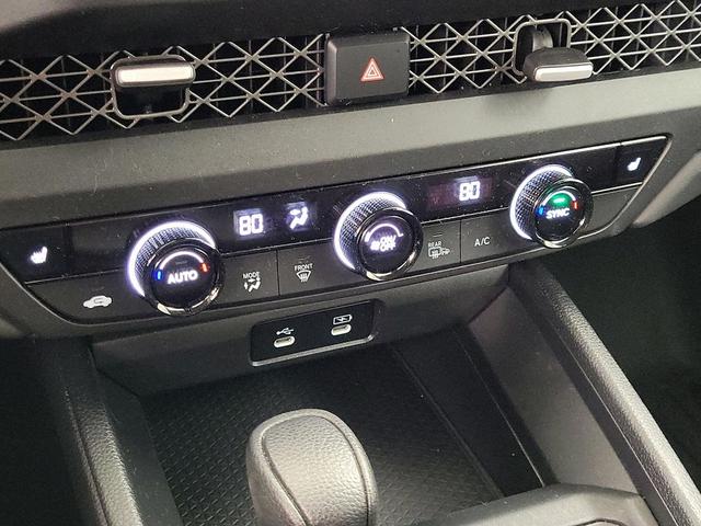 Photo of 2023 White Honda Accord
