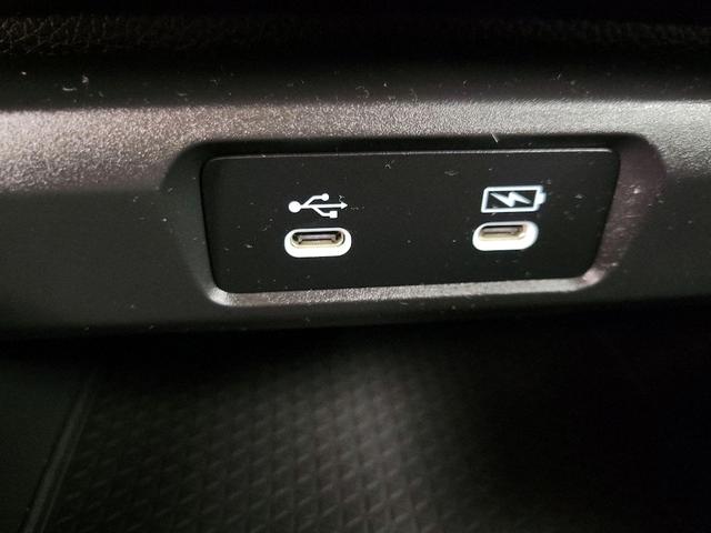 Photo of 2023 White Honda Accord