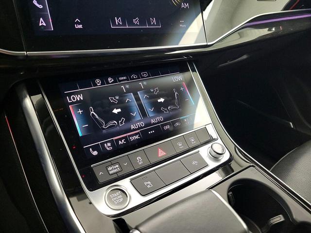 Photo of 2023 White Audi Q7