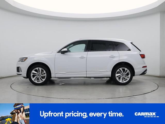 Photo of 2023 White Audi Q7