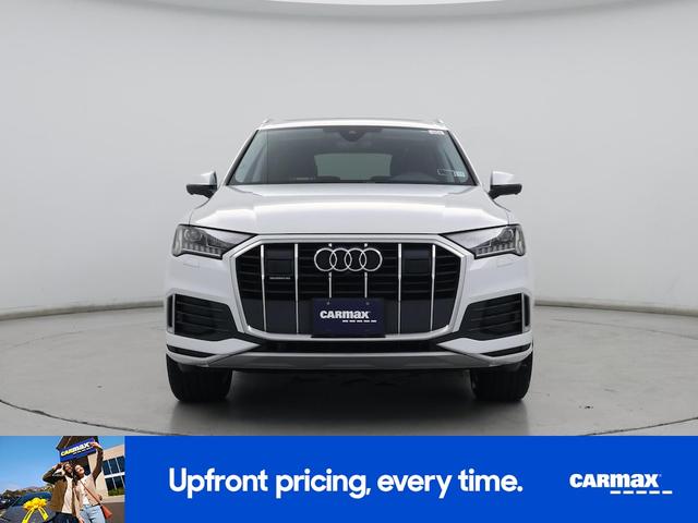 Photo of 2023 White Audi Q7