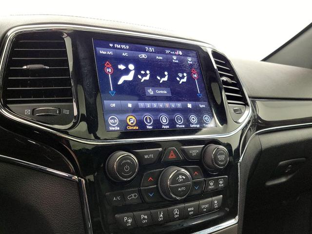 Photo of 2021 Black Jeep Grand Cherokee