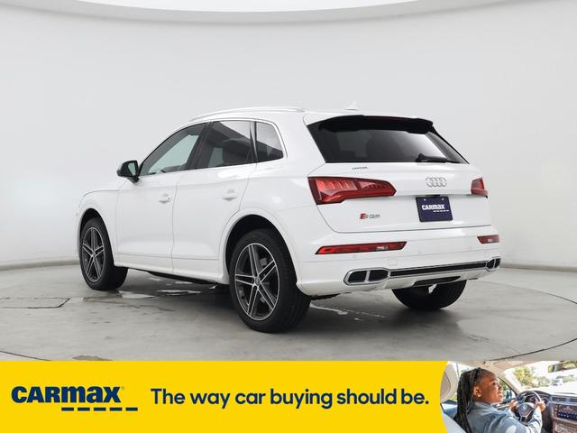 Photo of 2020 White Audi SQ5